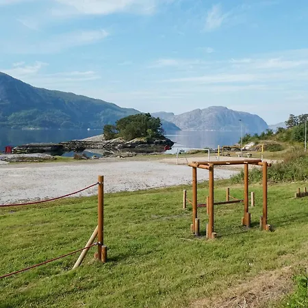 4 Person In Sorbovag *